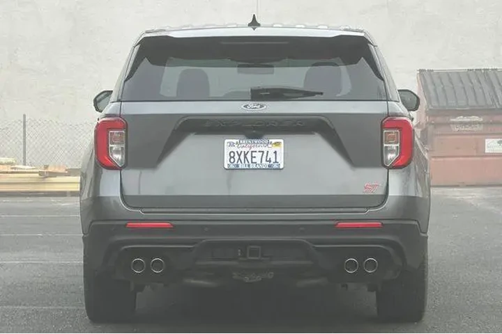 $38686 : Ford Explorer 2022 AWD ST 4d image 8