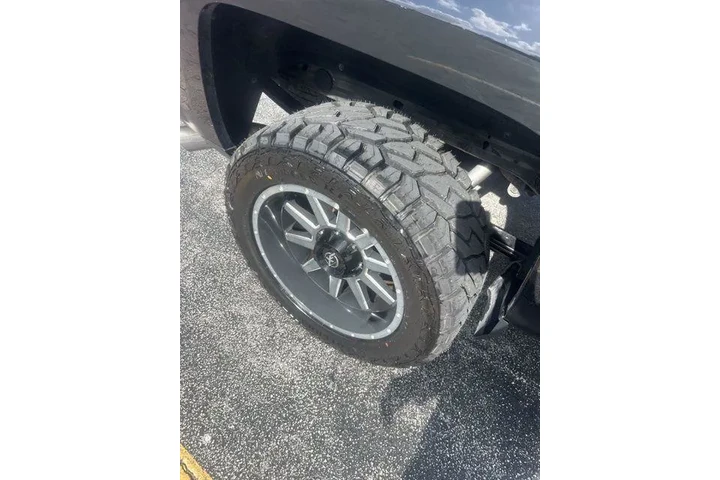 $25990 : Chevrolet Silverado 1500 201 image 7