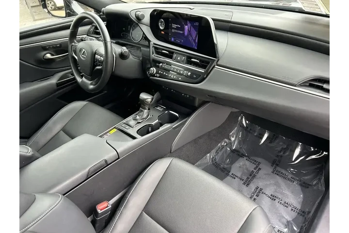 $39576 : Lexus ES 300h 2025 4dr Sedan image 8
