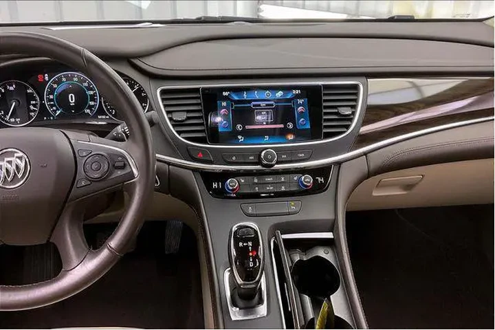 $18990 : Buick LaCrosse 2017 Essence image 6