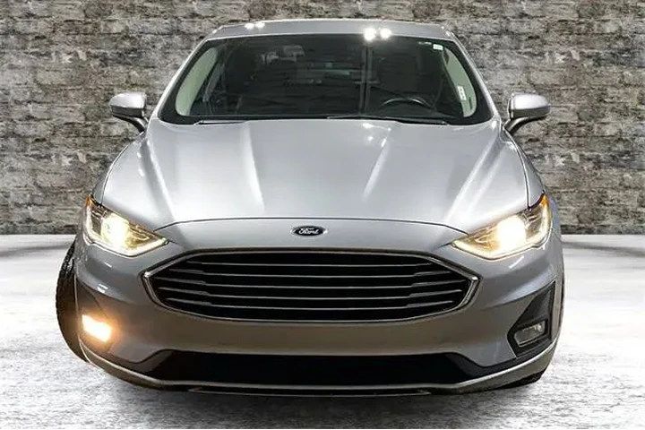 $16913 : Ford Fusion 2020 SE 4dr Seda image 2
