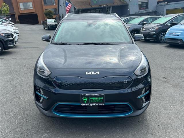 $24900 : Used 2022 Niro EV EX Premium image 2