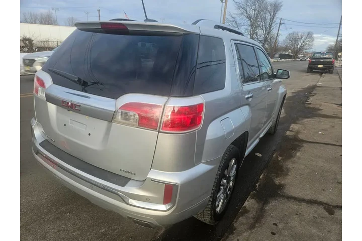 $999 : 2017 GMC Terrain Denali image 5