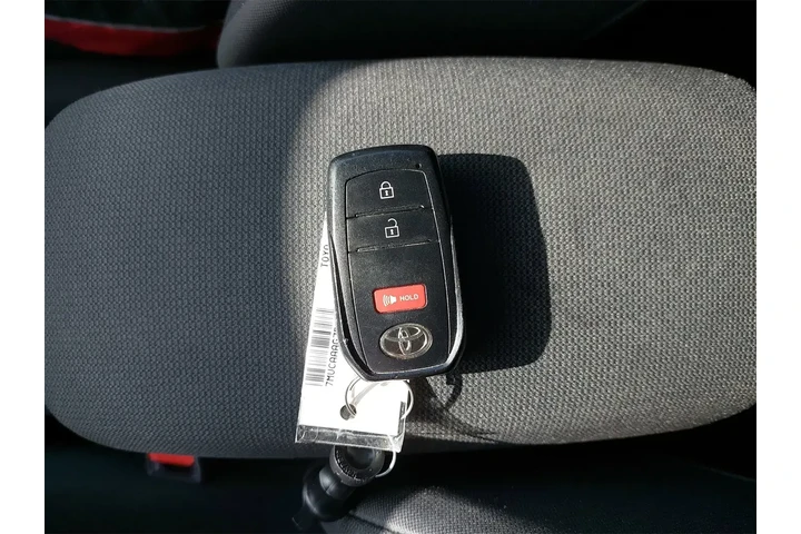 $22000 : Toyota Corolla Cross 2023 LE image 10