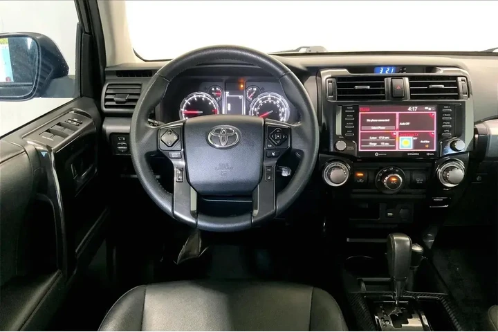 $35232 : Toyota 4Runner 2021 4x4 Vent image 4