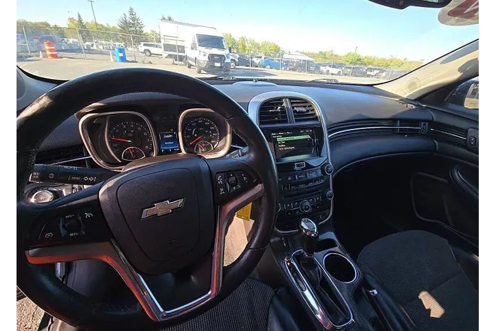 $7995 : 2015 Malibu LT image 6