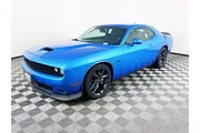 $35800 : Dodge Challenger 2023 R/T 2d thumbnail