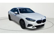 BMW 2 Series 2024 228i Gran en Plano