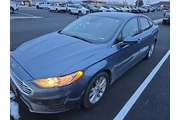 $13614 : Ford Fusion 2019 SE 4dr Seda thumbnail