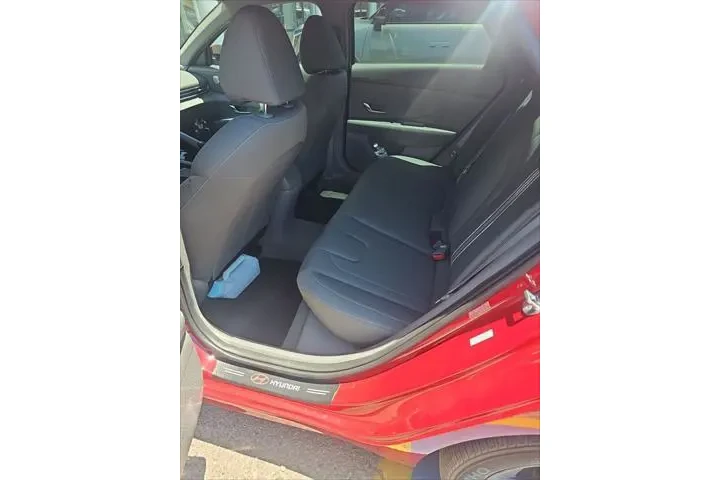 $21114 : Hyundai ELANTRA 2023 SEL 4dr image 7