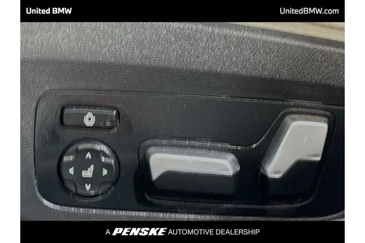 $21995 : BMW 3 Series 2020 330i 4dr S image 4