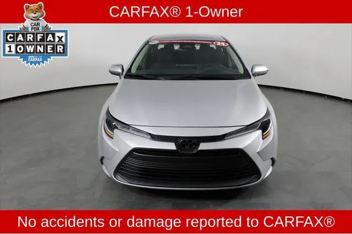 $19287 : Toyota Corolla 2024 LE 4dr S image 4