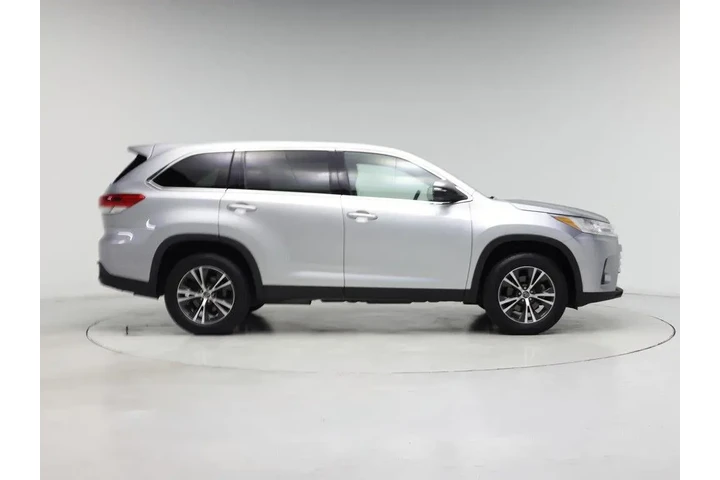 $19998 : Toyota Highlander 2019 LE 4d image 7