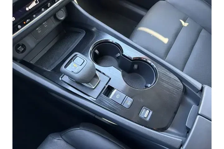 $22837 : Nissan Rogue 2024 SV 4dr Cro image 9