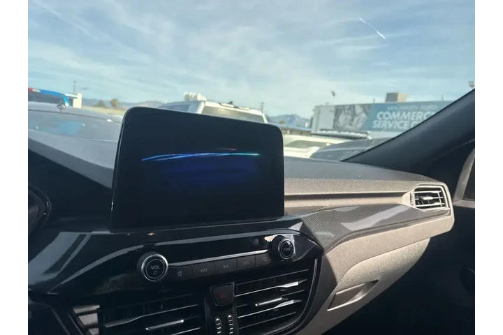 $27671 : Ford Escape 2025 ST-Line 4dr image 8