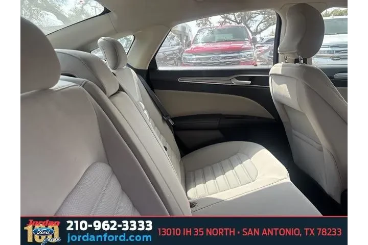 $16746 : Ford Fusion Hybrid 2018 S 4d image 10