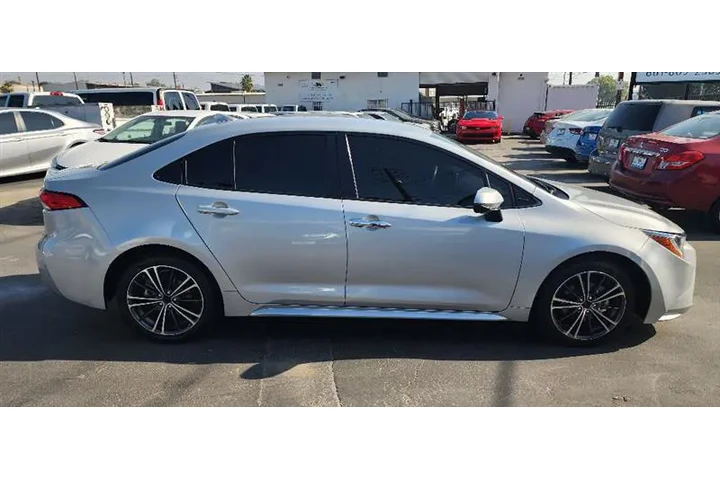 $18499 : 2020 Corolla image 6