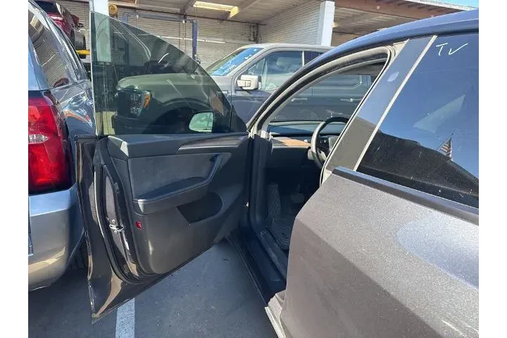 $26822 : Tesla Model Y 2024 Long Rang image 4