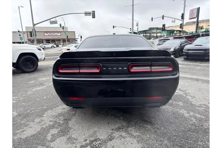$29998 : Dodge Challenger 2022 R/T 2d image 9