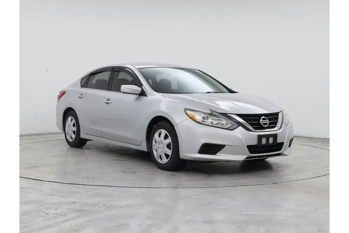 $11998 : Nissan Altima 2016 2.5 4dr S image 1