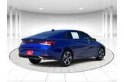 $19258 : Hyundai ELANTRA 2023 SEL 4dr thumbnail