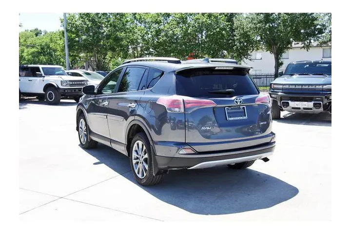 $23250 : Toyota RAV4 2018 Limited 4dr image 2