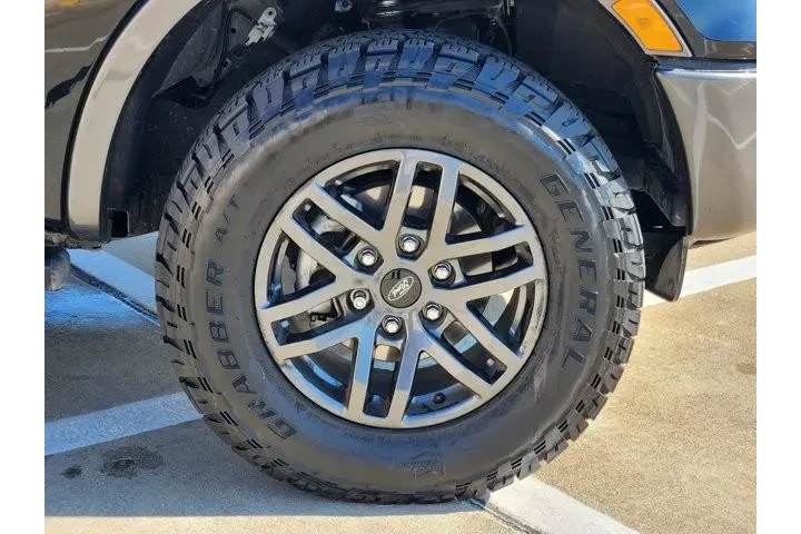 $33436 : Ford Ranger 2023 4x4 XLT 4dr image 10