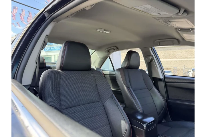 $13287 : Toyota Camry 2017 SE 4dr Sed image 10