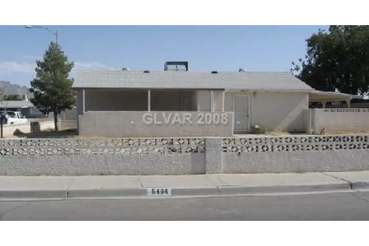 $1800 : Casa en Renta 5484 Northridge image 8