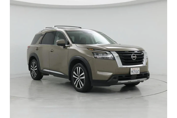 $33998 : Nissan Pathfinder 2023 Plati image 1