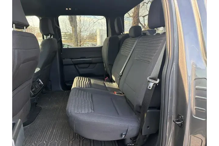 $36775 : Ford F-150 2023 4x4 XLT 4dr image 10