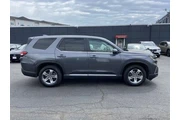 $29777 : Honda Pilot 2023 EX-L 4dr SU thumbnail