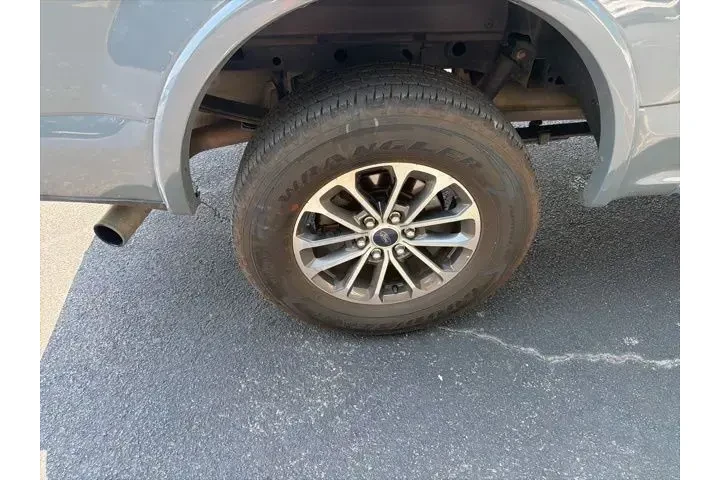 $29790 : Ford F-150 2020 4x4 XL 4dr S image 8