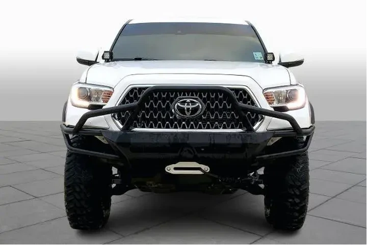 $29884 : Toyota Tacoma 2019 4x4 TRD P image 4