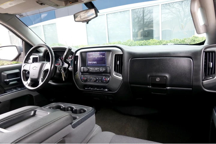 $19995 : 2018 Silverado 1500 2LT image 7