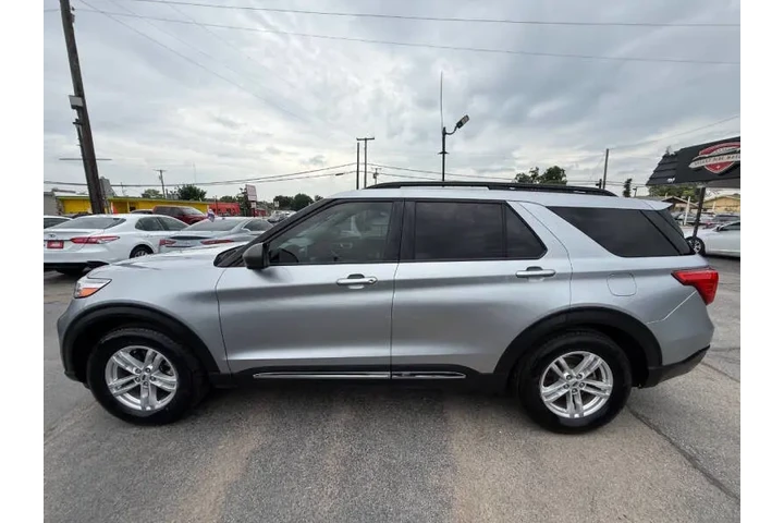 $22999 : 2022 Explorer XLT image 10