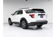 $28998 : Ford Explorer 2020 AWD ST 4d thumbnail