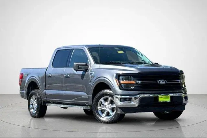 $37879 : Ford F-150 2024 4x4 XLT 4dr image 2