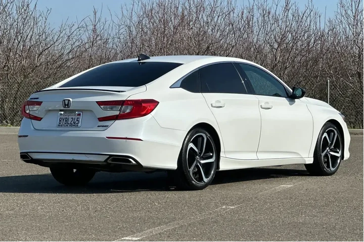$25981 : Honda Accord 2021 Sport 4dr image 3