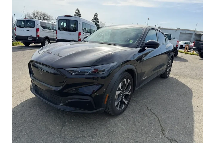 $28000 : Ford Mustang Mach-E 2024 Sel image 1