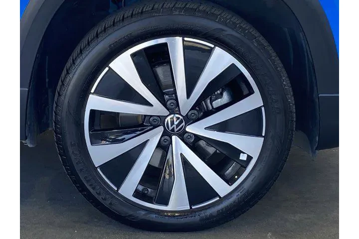 $21397 : Volkswagen Taos 2024 SE 4dr image 5