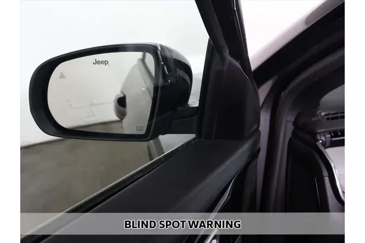 $22323 : Jeep Compass 2023 4x4 (Red) image 4