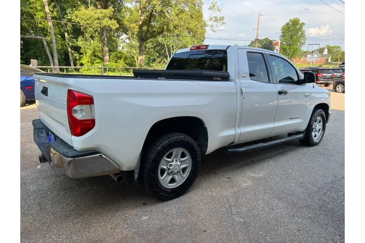 $23999 : 2019 Tundra SR5 image 6