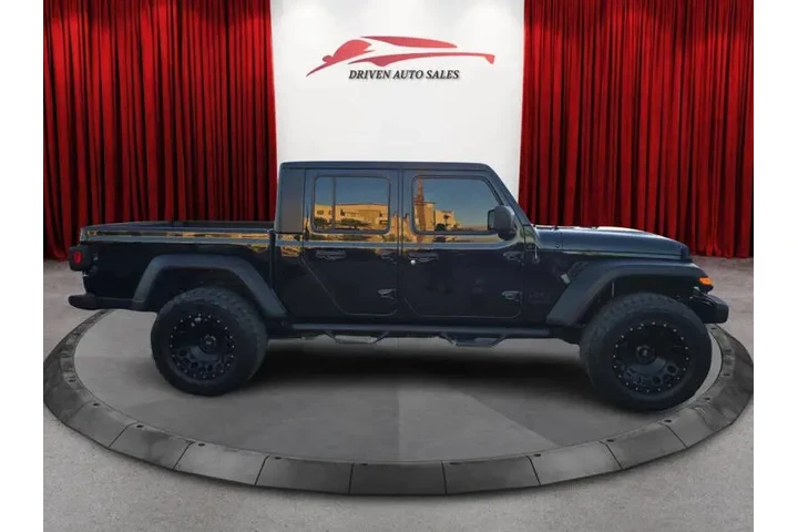 $28999 : 2020 Gladiator image 5