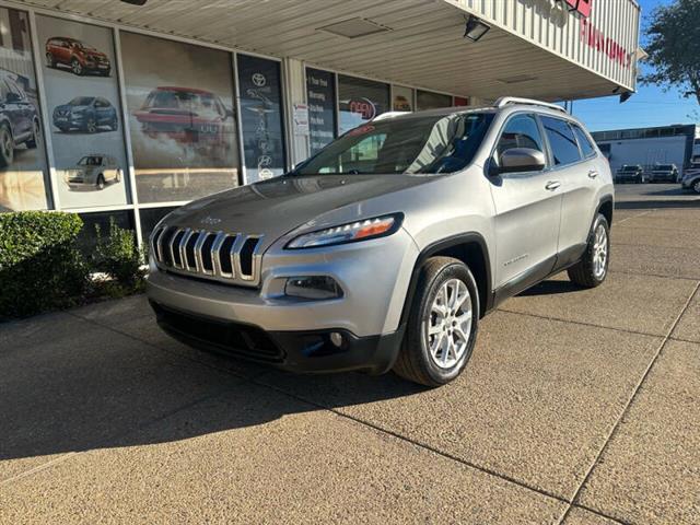 $8999 : 2015 Cherokee Latitude image 5