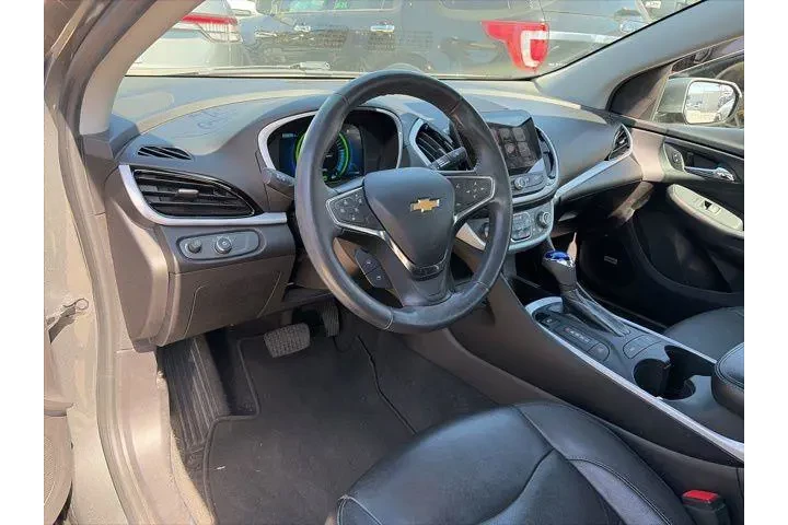 $12600 : Chevrolet Volt 2017 LT 4dr H image 9