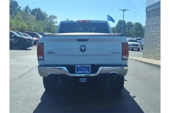 $22000 : Ram 1500 2017 4x4 SLT 4dr Cr image 5