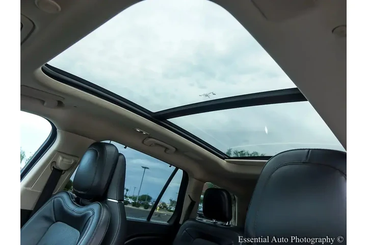 $30998 : Lincoln Aviator 2022 AWD Res image 9