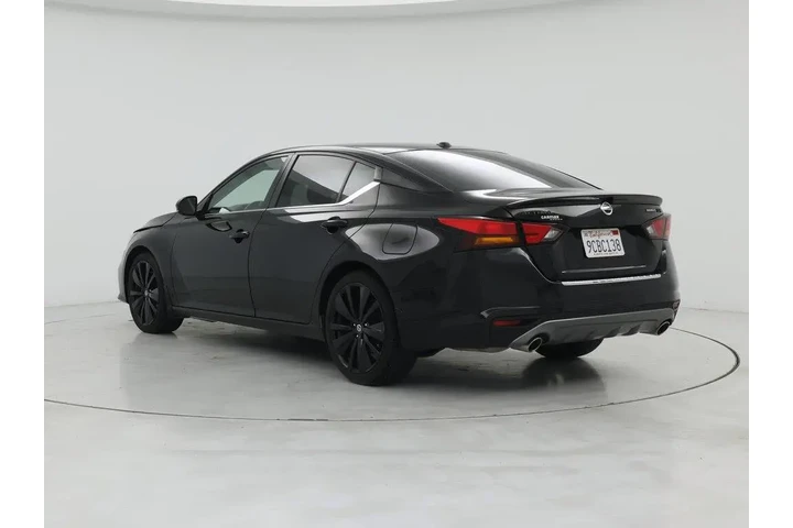 $24998 : Nissan Altima 2022 2.5 SR 4d image 2