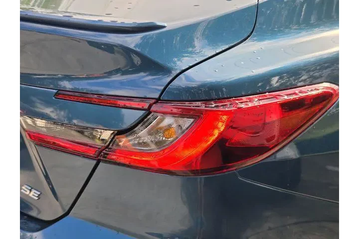 $29982 : Toyota Camry 2025 SE 4dr Sed image 9